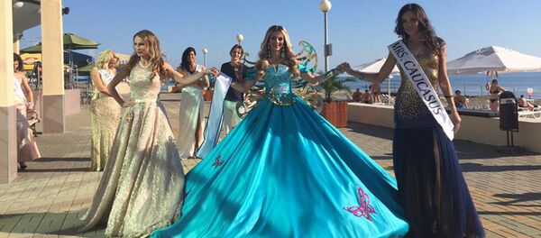 Анна Демирханян представила Кавказ на конкурсе Миссис Европа-2016 Анна Демирханян представила Кавказ на конкурсе Миссис Европа-2016 - Sputnik Արմենիա