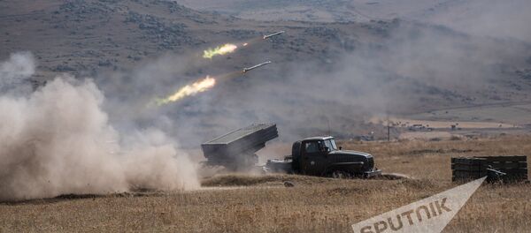 Совместные батальонные тактические учения военнослужащих российской военной базы ЮВО и военнослужащих ВС МО РА - Sputnik Армения