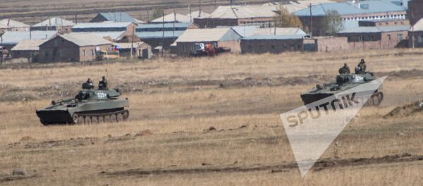 Совместные батальонные тактические учения военнослужащих российской военной базы ЮВО и военнослужащих ВС МО РА - Sputnik Армения