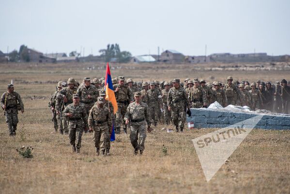 Совместные батальонные тактические учения военнослужащих российской военной базы ЮВО и военнослужащих ВС МО РА - Sputnik Армения
