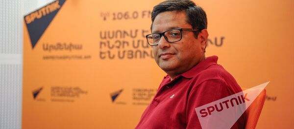 Геворг Бурнучян в гостях у радио SputnikАрмения Геворг Бурнучян в гостях у радио SputnikАрмения - Sputnik Армения