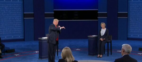 СПУТНИК_Трамп и Клинтон на вторых дебатах дискутировали о действиях РФ в Сирии СПУТНИК_Трамп и Клинтон на вторых дебатах дискутировали о действиях РФ в Сирии - Sputnik Армения