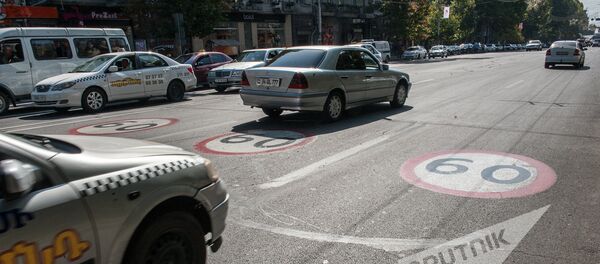 Дорожное движение, улица. Дорожное движение, улица. - Sputnik Армения