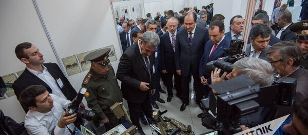 Первая Международная выставка вооружения и оборонных технологий ArmHiTec-2016 Первая Международная выставка вооружения и оборонных технологий ArmHiTec-2016 - Sputnik Армения
