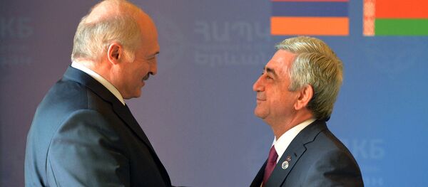 Серж Саргсян и Александр Лукашенко Серж Саргсян и Александр Лукашенко - Sputnik Արմենիա