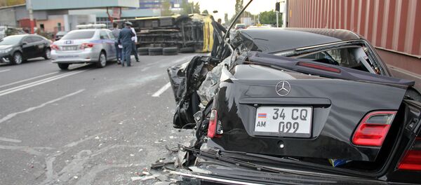 Авария на Тбилисском шоссе в Ереване Авария на Тбилисском шоссе в Ереване - Sputnik Արմենիա