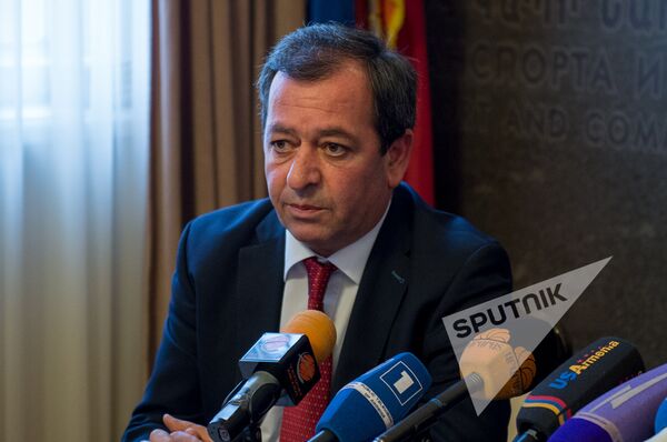 Арам Арсенян. Пресс-конференция в Министерстве транспорта и связи Арам Арсенян. Пресс-конференция в Министерстве транспорта и связи - Sputnik Армения