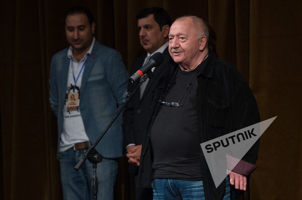 Роберт Стуруа. Театральный Шекспировский фестиваль в Ереване - Sputnik Армения