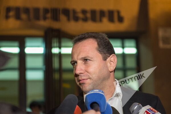 Давид Тоноян Давид Тоноян - Sputnik Արմենիա