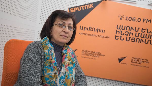 Нарине Галстян в гостях у радио Sputnik Армения - Sputnik Արմենիա