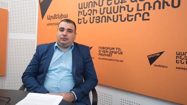 Геворг Мкртчян в гостях у радио Sputnik Армения - Sputnik Արմենիա