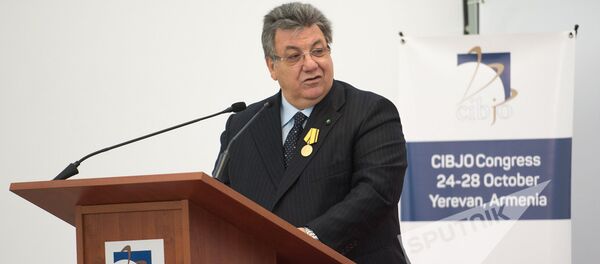 Конгресс всемирной конфедерации ювелиров Меридиан Экспо в Ереване. Гаэтано Кавальери - Sputnik Армения