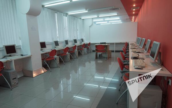 Училище при Министверстве финансов РА - Sputnik Армения