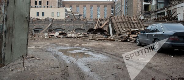 Снесенное здание первой типографии в Ереване - Sputnik Армения