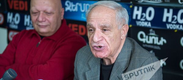 Председатель Союза архитекторов Армени Мкртич Минасян - Sputnik Արմենիա