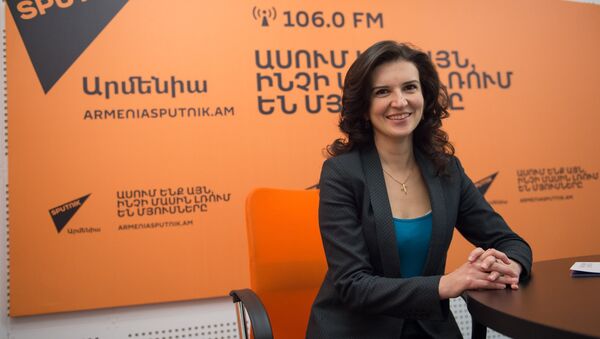 Нуне Долян в гостях у радио Sputnik Армения - Sputnik Արմենիա
