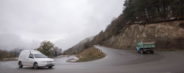 Дорога из Еревана в Дилижан Дорога из Еревана в Дилижан - Sputnik Արմենիա