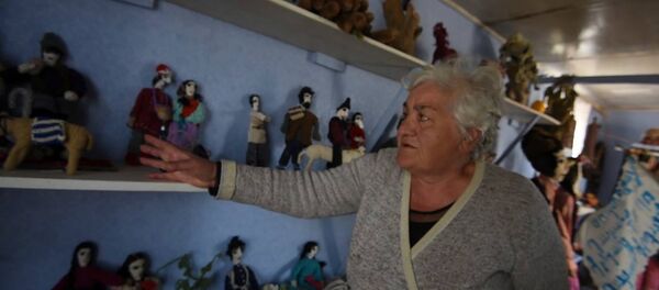 Տիկին Անահիտը յուրովի է կյանք տալիս թումանյանական հերոսներին - Sputnik Արմենիա