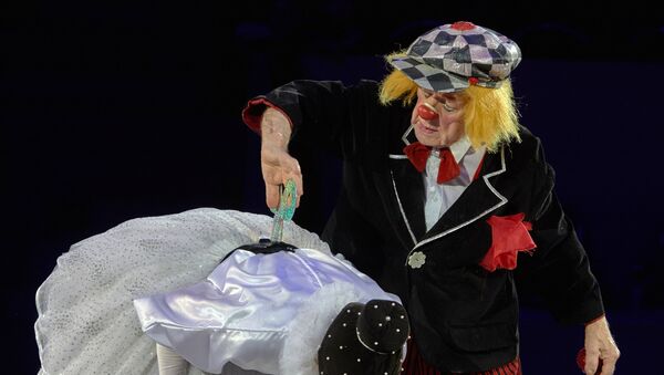 Премьера новой цирковой программы Пусть всегда будет солнце с участием клоуна Олега Попова - Sputnik Արմենիա