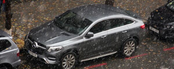 Платная автостоянка , паркинг. - Sputnik Արմենիա