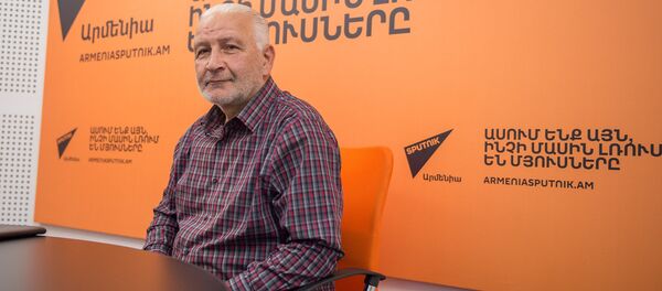 Вазген Бадалян в гостях у радио Sputnik Армения - Sputnik Армения