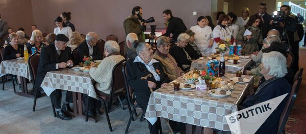 Жильцы дома-интерната в Норк-Мараше Жильцы дома-интерната в Норк-Мараше - Sputnik Армения