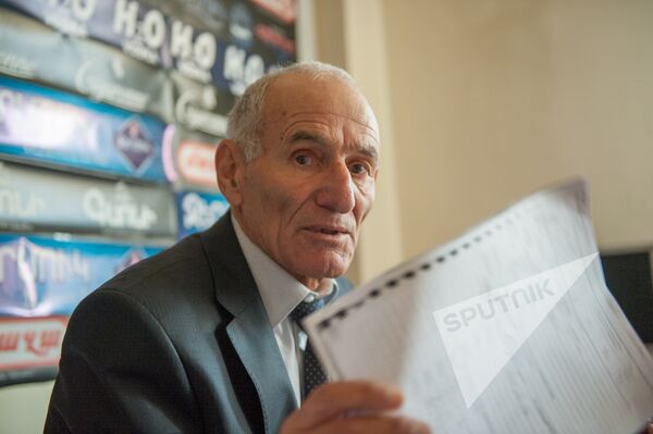 Губернатор Арарата помешал старосте села: Пашинян так и не узнал о проблеме Айгестана Губернатор Арарата помешал старосте села: Пашинян так и не узнал о проблеме Айгестана - Sputnik Армения