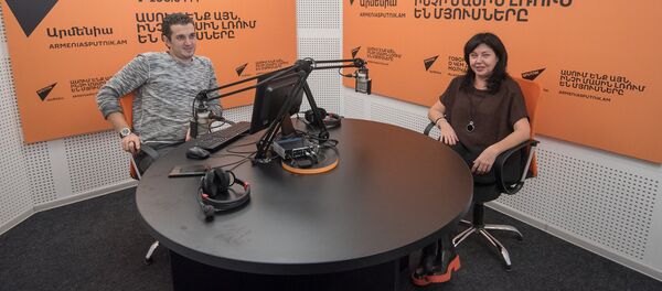 Наталия Беляускене в гостях у радио Sputnik Армения Наталия Беляускене в гостях у радио Sputnik Армения - Sputnik Արմենիա