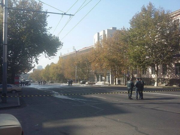 Улица Гераци после взрыва на бензоколонке Улица Гераци после взрыва на бензоколонке - Sputnik Արմենիա