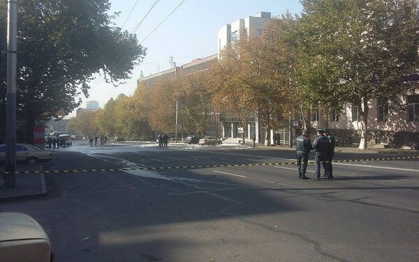 Полицейские на улице Гераци - Sputnik Армения