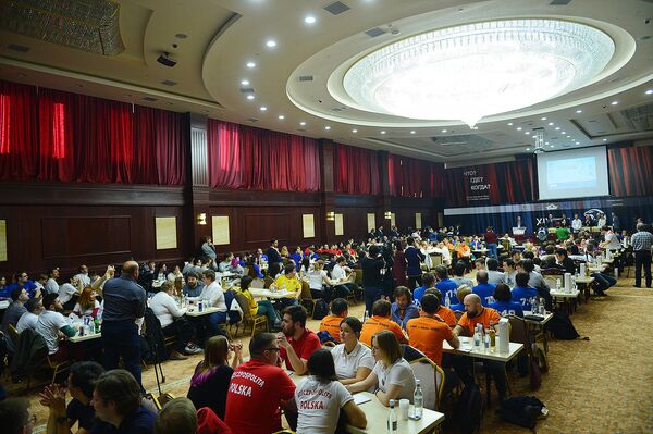 Серж Саргсян в Цахкадзоре присутствовал на церемонии открытия 14-го мирового первенства игры «Что? Где? Когда?» Серж Саргсян в Цахкадзоре присутствовал на церемонии открытия 14-го мирового первенства игры «Что? Где? Когда?» - Sputnik Արմենիա