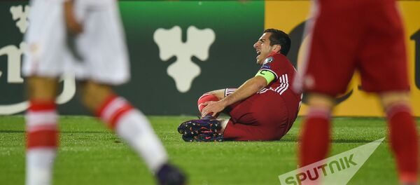 Футбольный матч Армения - Черногория. Генрих Мхитарян - Sputnik Армения