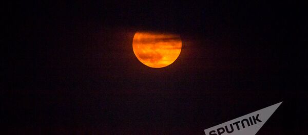 Суперлуние в Хор Вирапе,  Армения - Sputnik Армения