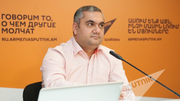 Арам Навасардян - Sputnik Армения