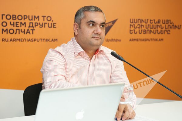 Арам Навасардян Арам Навасардян - Sputnik Армения