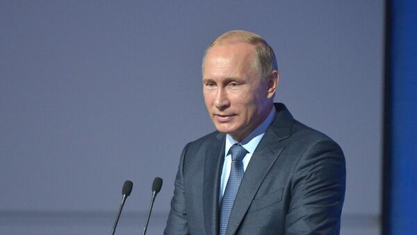 Президент России Владимир Путин - Sputnik Армения