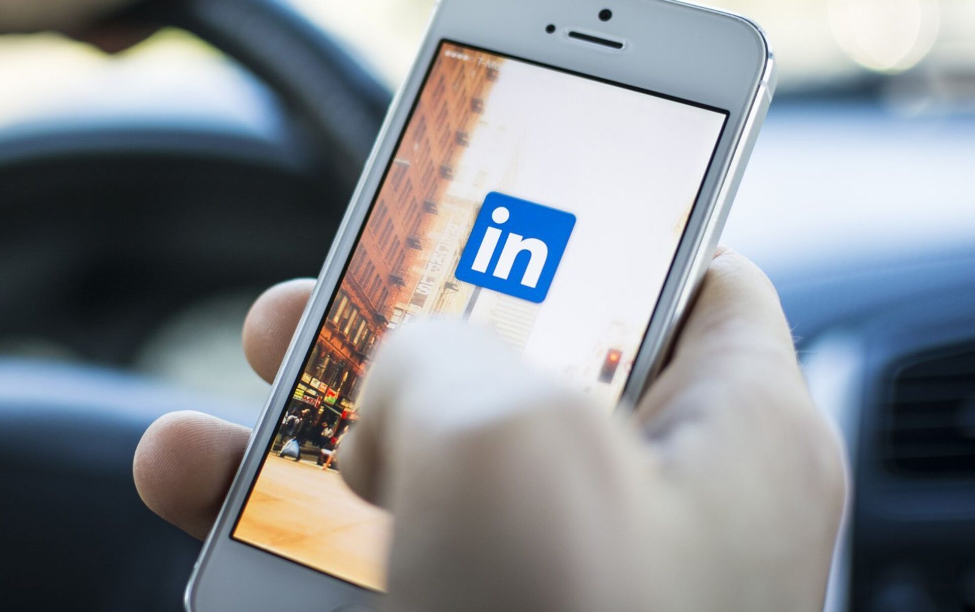 LinkedIn запретили в России