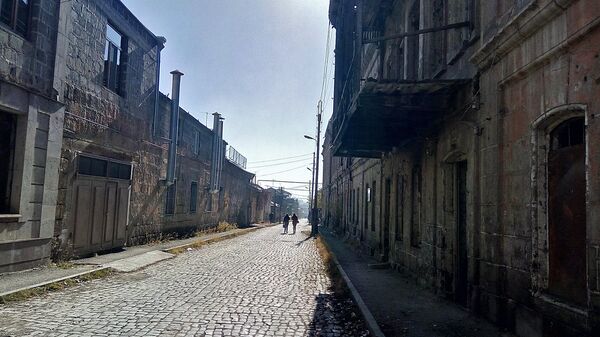 Дом семьи Абовенц, балкон которого заснят в фильме Танго нашего детства - Sputnik Արմենիա