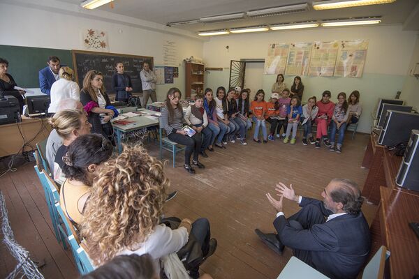 Средняя школа села Дебед  - Sputnik Армения