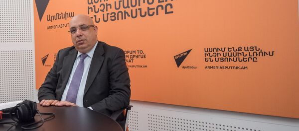 Хачатур Кокобелян в гостях у радио Sputnik Армения - Sputnik Армения
