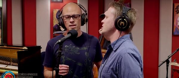 Армянская песня Ов Сирун, Сирун в исполнении Pink Martini Армянская песня Ов Сирун, Сирун в исполнении Pink Martini - Sputnik Армения