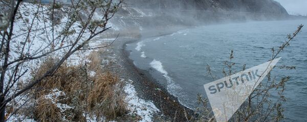 Озеро Севан зимой - Sputnik Արմենիա