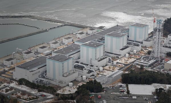 Вид с воздуха на АЭС Фукусима-1 в Японии Вид с воздуха на АЭС Фукусима-1 в Японии - Sputnik Армения