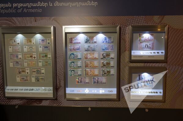 Деньги Третьей Республики Армения до 1998 года - Sputnik Армения