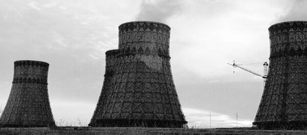Трубы ТЭЦ на армянской атомной электростанции Трубы ТЭЦ на армянской атомной электростанции - Sputnik Արմենիա