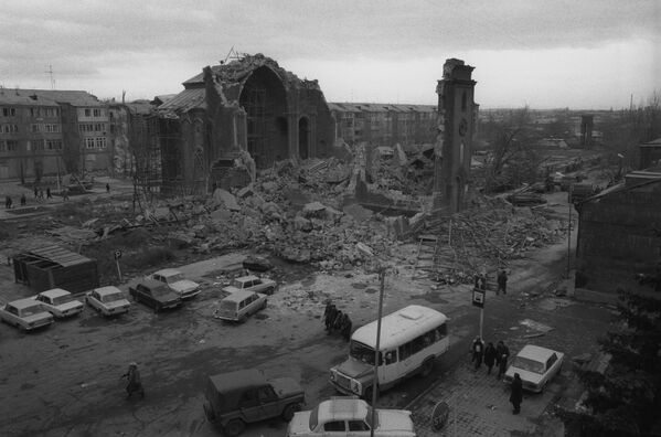 Последствия землетрясения в Ленинакане - Sputnik Армения