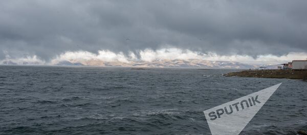 Озеро Севан зимой Озеро Севан зимой - Sputnik Արմենիա