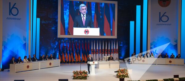 XVI съезд РПА. Выступление президента РА Сержа Саргсяна XVI съезд РПА. Выступление президента РА Сержа Саргсяна - Sputnik Армения