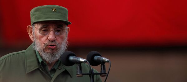 Фидель Кастро выступает на торжественном мероприятии по случаю создания комитетов по защите революции в Гаване, 2010 год Фидель Кастро выступает на торжественном мероприятии по случаю создания комитетов по защите революции в Гаване, 2010 год - Sputnik Արմենիա