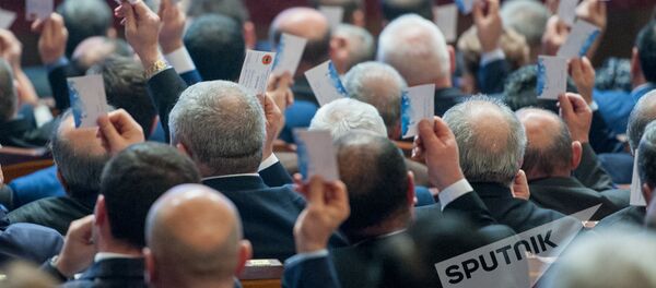 XVI съезд РПА. Голосвоание партийцев - Sputnik Армения